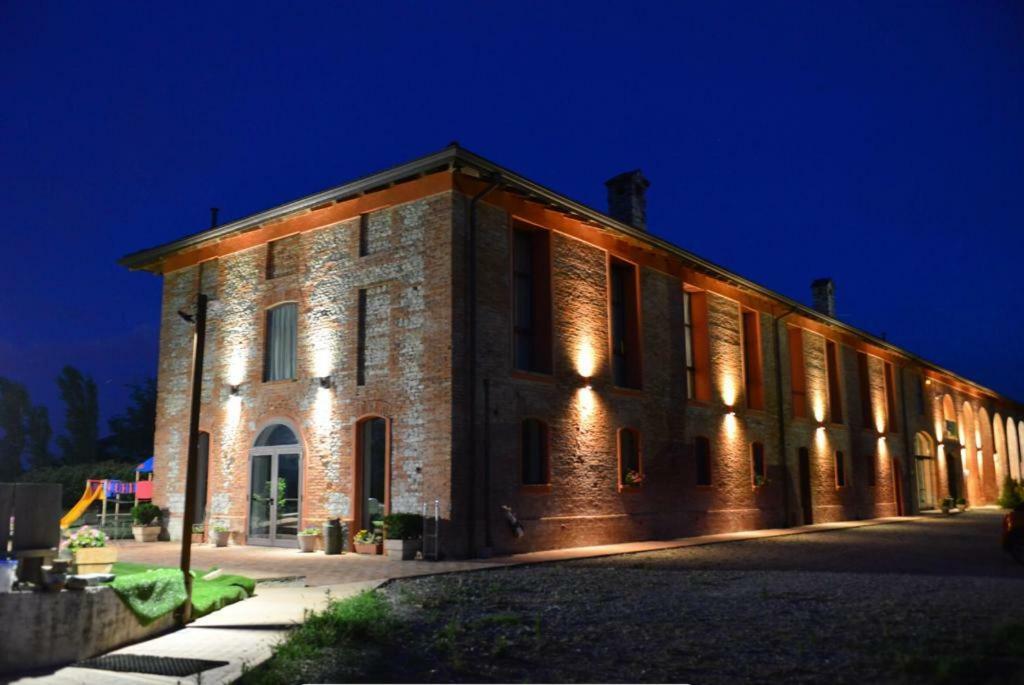 Fiorenzuola dʼArda Agriturismo Mascudiera מראה חיצוני תמונה
